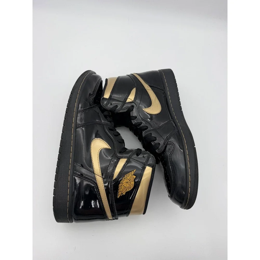Nike Air Jordan 1 Retro High OG Black Metallic Gold 555088-032 Mens 13 2020